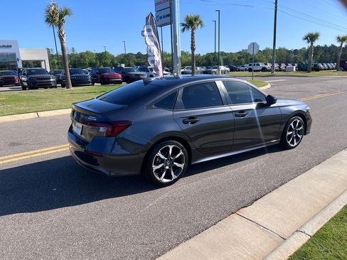 Used 2025 Honda Civic Sport image 4