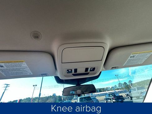 Used 2020 Ford Explorer XLT w/ Equipment Group 202A image 33