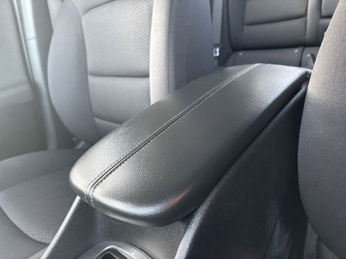 Used 2023 Chevrolet Malibu LT image 28