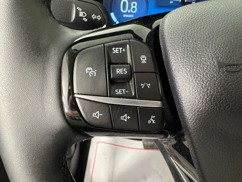 Used 2025 Ford Escape Platinum w/ Premium Technology Package AWD/4WD image 16