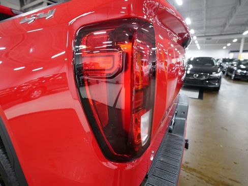 Used 2025 GMC Sierra 1500 Elevation AWD/4WD image 31