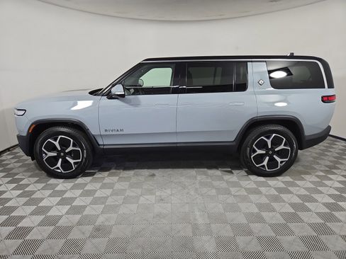 Used 2024 Rivian R1S Adventure AWD/4WD image 2