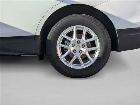 Used 2024 Chevrolet Equinox LT image 14