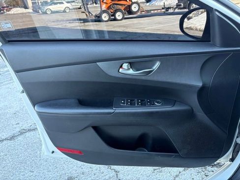 Used 2021 Kia Forte Sedan image 21
