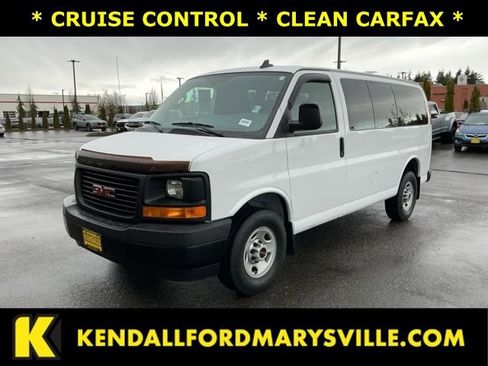 Used 2017 GMC Savana 3500 RWD image 1