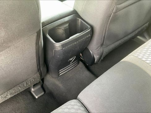 Used 2022 Toyota Tacoma SR5 w/ Technology Package RWD image 33