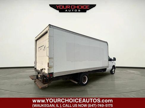 Used 2014 Ford E-350 and Econoline 350 Super Duty RWD image 5