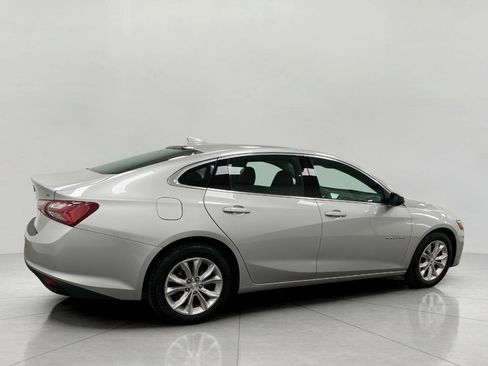 Used 2020 Chevrolet Malibu LT image 3