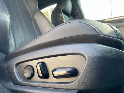 Used 2022 Lexus ES 350 F Sport w/ Accessory Package image 4