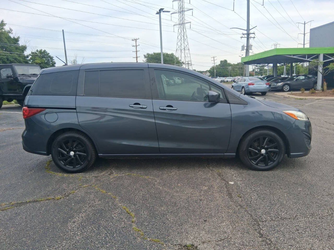 Used 2012 MAZDA MAZDA5 Sport FWD image 5