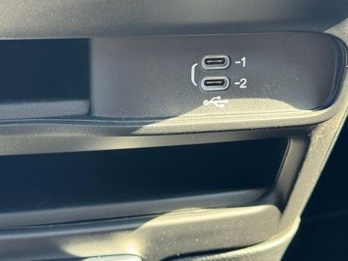 New 2026 Chrysler Pacifica Select FWD image 23