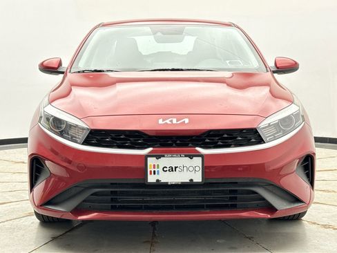 Used 2023 Kia Forte LXS image 8