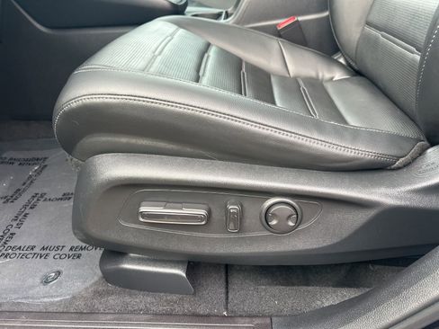 Used 2025 Honda CR-V EX-L image 10