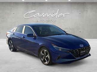 Used 2021 Hyundai Elantra SEL w/ Convenience + Premium Package video 2