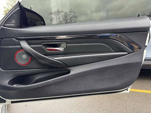 Used 2015 BMW M4 Coupe RWD image 38