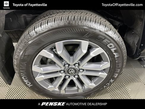 Certified 2025 Toyota 4Runner Limited AWD/4WD image 19