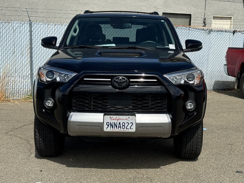 Used 2024 Toyota 4Runner TRD Off-Road Premium w/ Moonroof Package AWD/4WD image 8