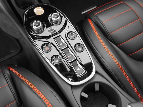 New 2026 McLaren GTS RWD image 19