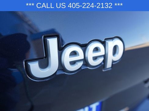 Used 2024 Jeep Grand Cherokee L Limited image 5