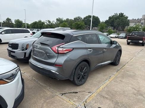 Used 2018 Nissan Murano SV w/ Premium Package AWD/4WD image 8
