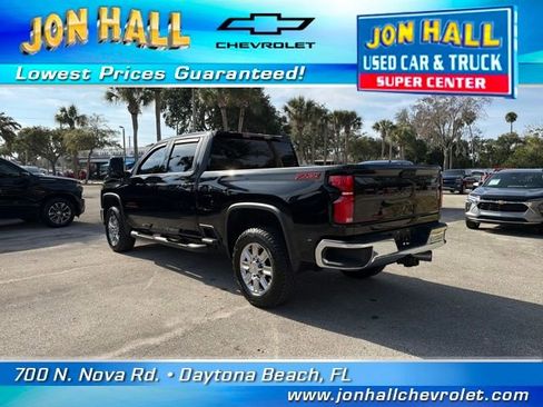 Used 2025 Chevrolet Silverado 3500 LTZ image 8