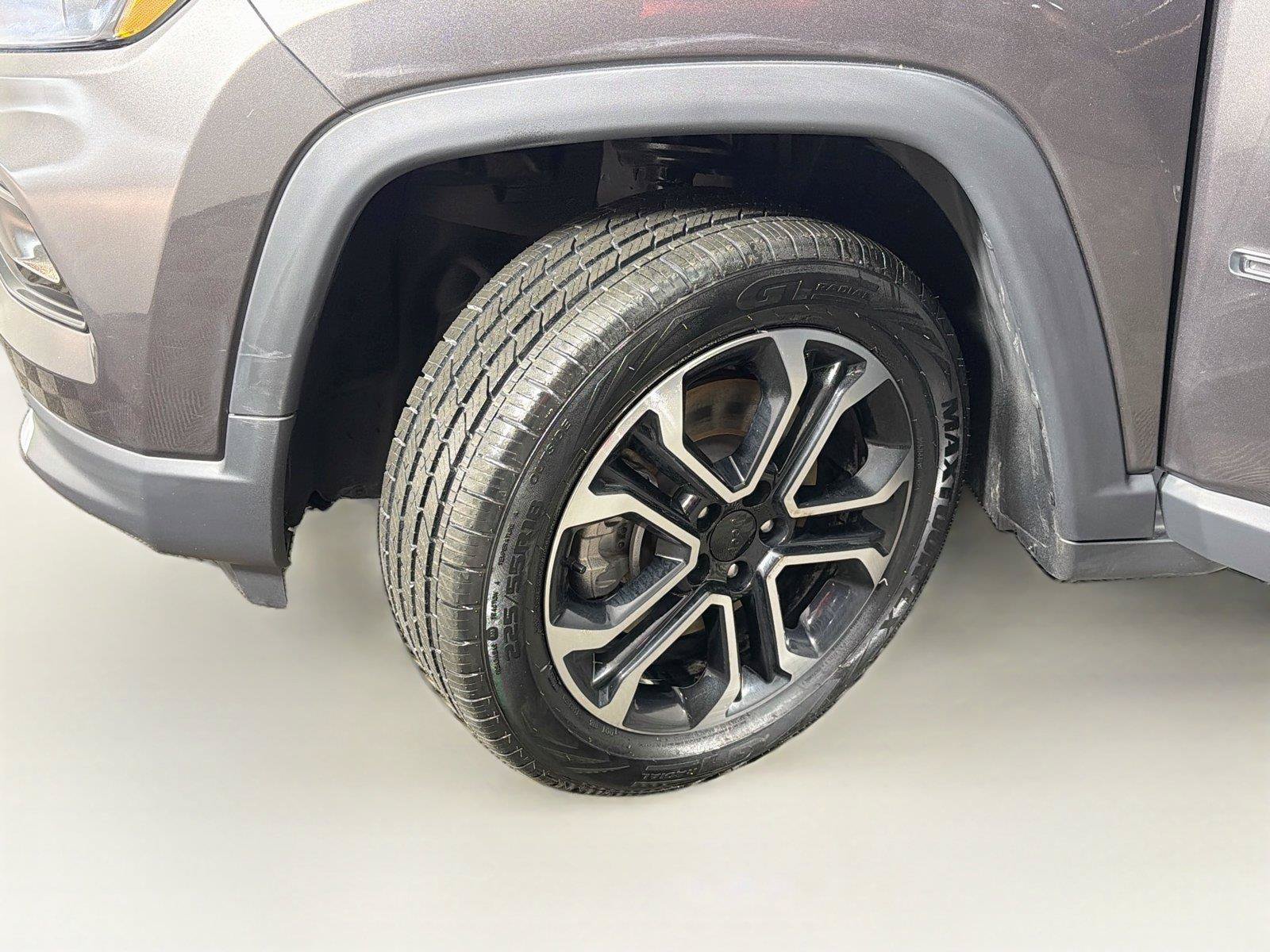Used 2023 Jeep Compass Limited AWD/4WD image 36