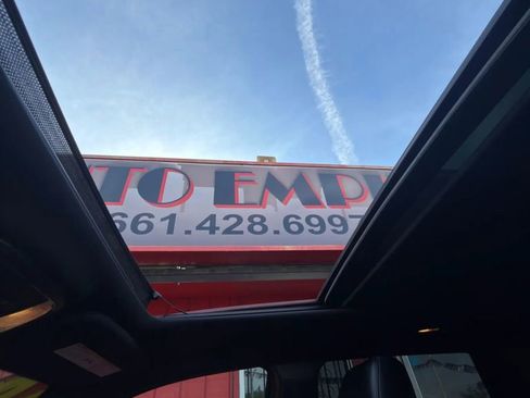 Used 2014 Jeep Grand Cherokee Limited w/ Luxury Group II image 11