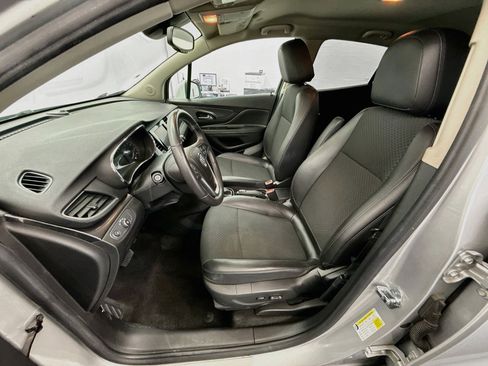 Used 2022 Buick Encore Preferred w/ Safety Package FWD image 13