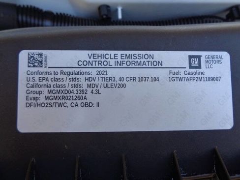 Used 2021 GMC Savana 2500 w/ Driver Convenience Package image 21