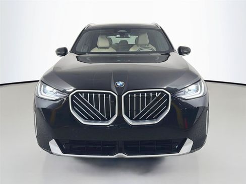 Used 2026 BMW X3 xDrive30i w/ Premium Package AWD/4WD image 2
