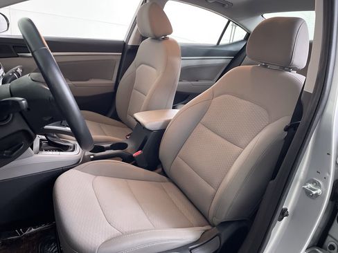 Used 2020 Hyundai Elantra Value Edition FWD image 12