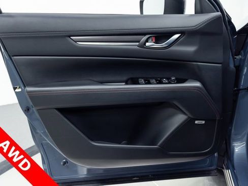 Used 2025 MAZDA CX-5 Carbon Edition image 11