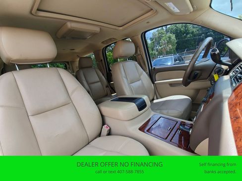 Used 2011 Chevrolet Tahoe LTZ AWD/4WD image 22