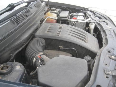 Used 2014 Chevrolet Captiva Sport LTZ image 32