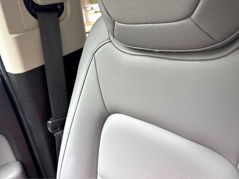 Used 2020 GMC Canyon 2WD Crew Cab w/ Convenience Package image 6