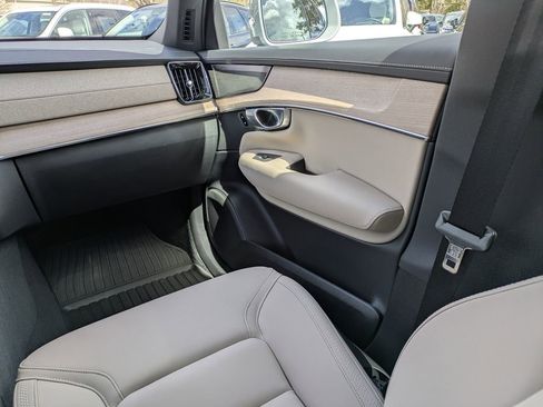 Certified 2026 Volvo XC90 B6 Plus w/ Protection Package Premier AWD/4WD image 23