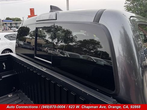 Used 2021 Toyota Tacoma TRD Off-Road w/ Technology Package image 28