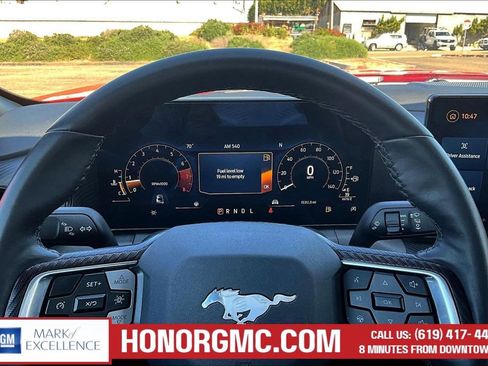 Used 2025 Ford Mustang Convertible RWD image 13