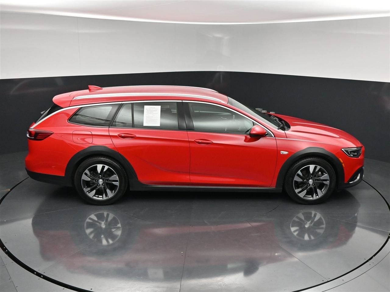 Used 2018 Buick Regal Preferred w/ Sights and Sounds Package AWD/4WD image 23