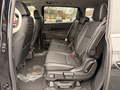 New 2026 Honda Odyssey Touring image 16