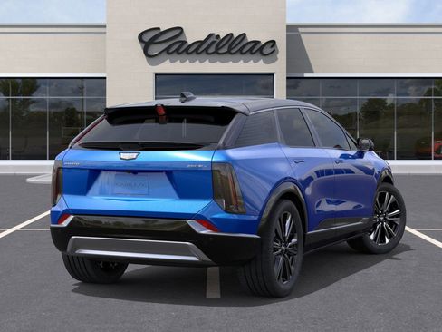 New 2025 Cadillac Optiq Luxury 2 AWD/4WD image 28