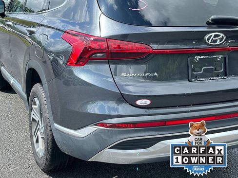 Used 2022 Hyundai Santa Fe SEL w/ Convenience Package image 5