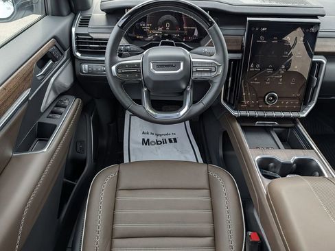 New 2026 GMC Acadia Denali Ultimate w/ LPO, Floor Liner Package AWD/4WD image 11