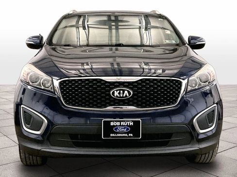 Used 2016 Kia Sorento AWD w/ LX Convenience Package image 4