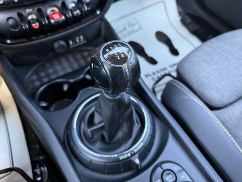 Used 2016 MINI Cooper Clubman image 22