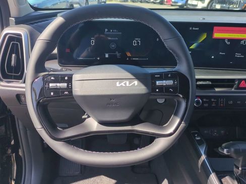 New 2026 Kia Sorento S FWD image 11