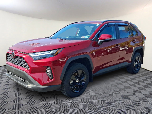 Used 2025 Toyota RAV4 XLE AWD/4WD image 3