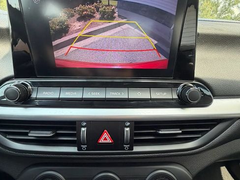 Used 2023 Kia Forte LXS FWD image 20