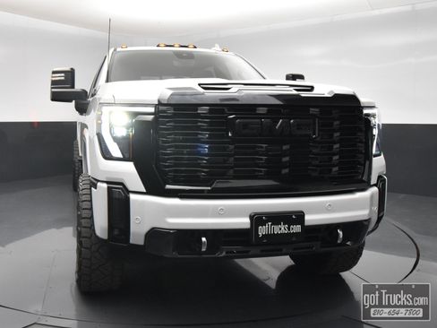 Used 2024 GMC Sierra 2500 Denali Ultimate AWD/4WD image 51