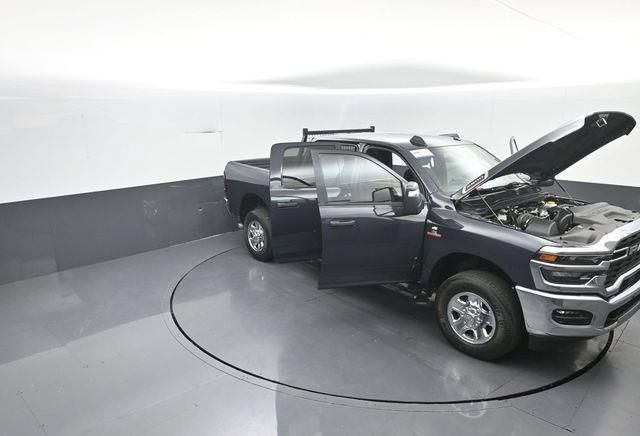 Used 2026 RAM 2500 Tradesman AWD/4WD image 42